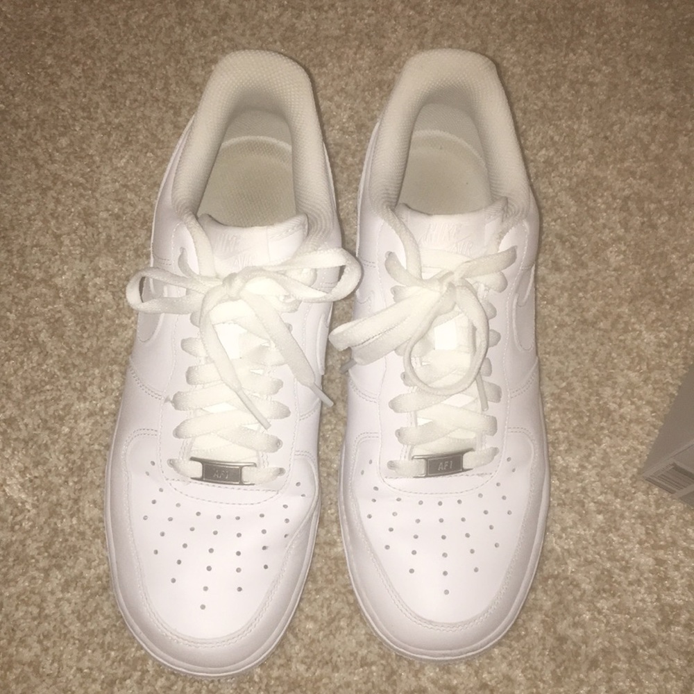 Nike Air Force 1 ‘07 women’s size 9